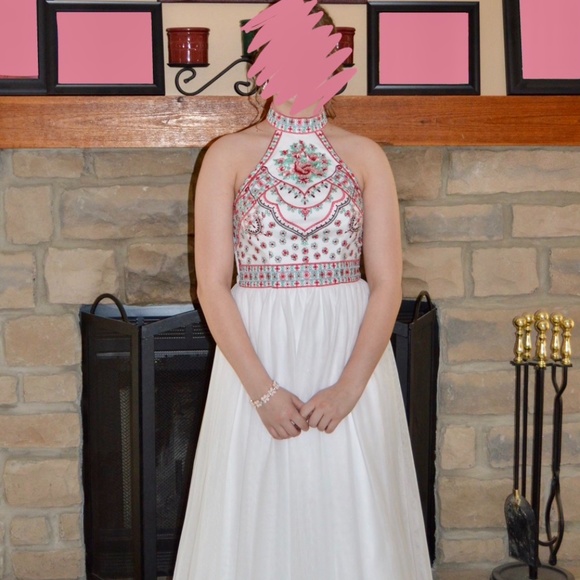 Blondie Nites Dresses & Skirts - 2018 Blondie Nites White Embroidered Prom Dress